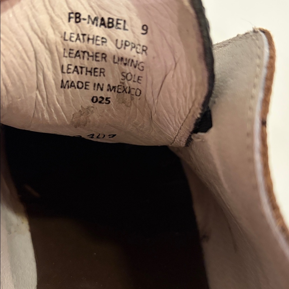 Freebird Women’s Shoes Animal Print FB
Mabel Oxford Shoes Size 9 - Picture 12 of 15